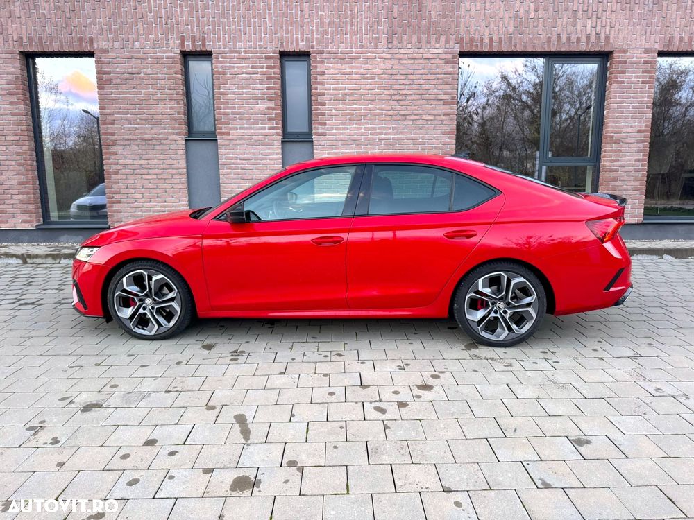Skoda Octavia 2.0 TDI DSG RS - 5