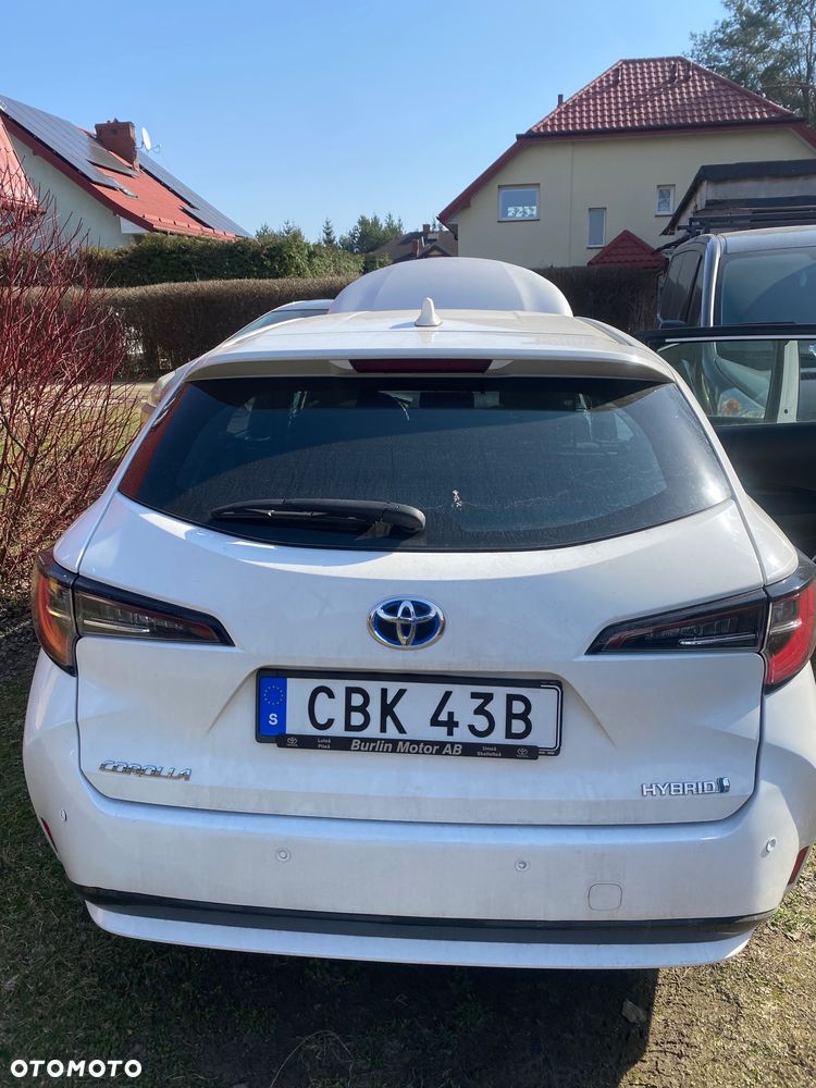 Toyota Corolla 1.8 Hybrid Club - 16