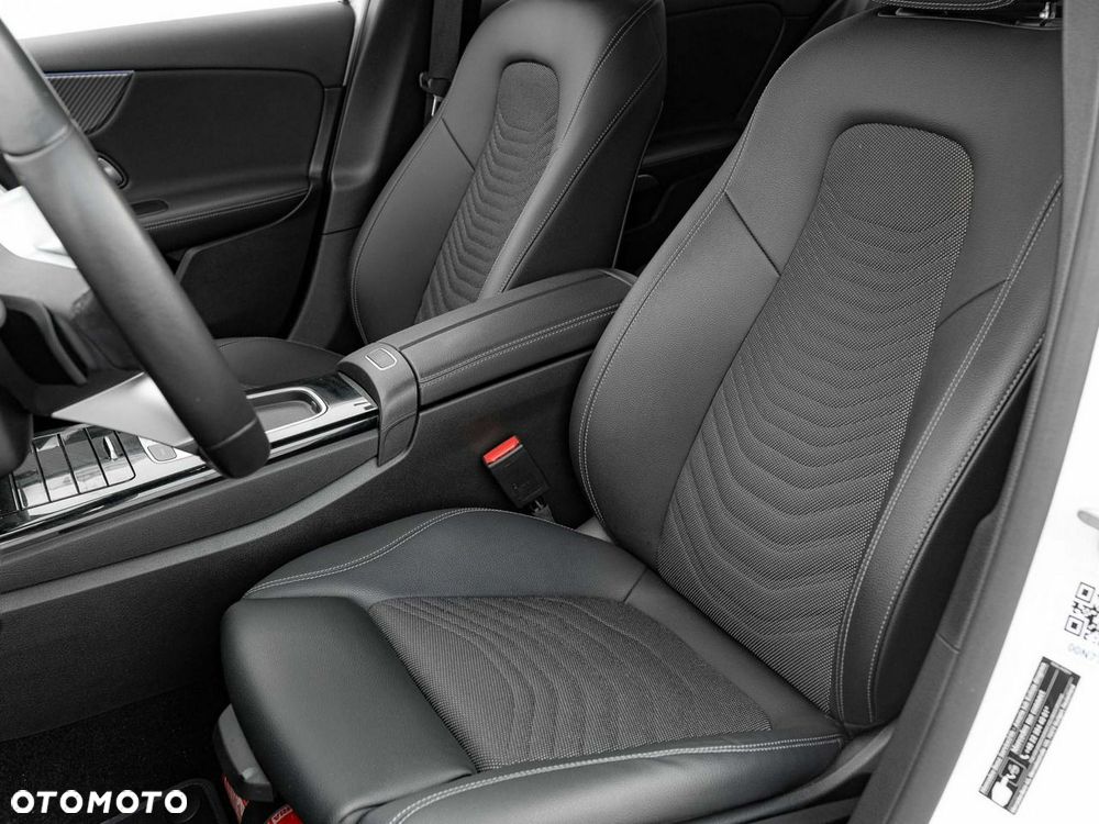 Mercedes-Benz Klasa A 200 d Progressive 8G-DCT - 13