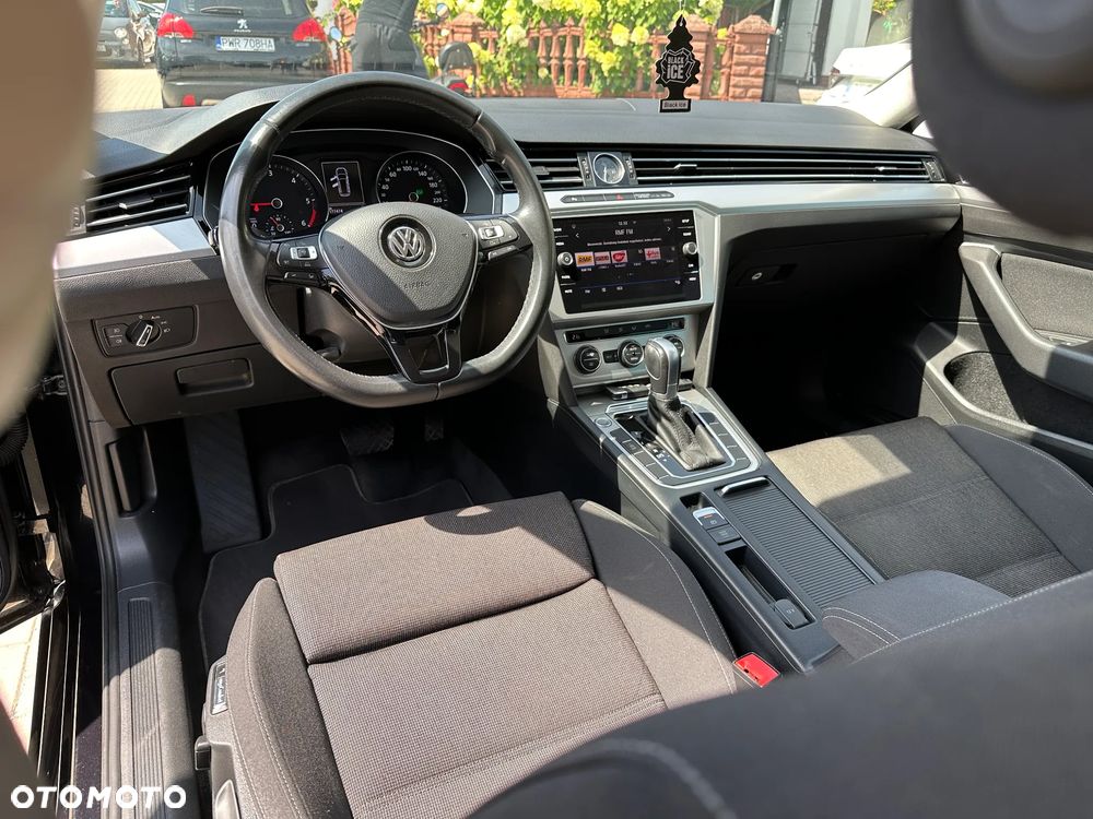 Volkswagen Passat Variant - 7