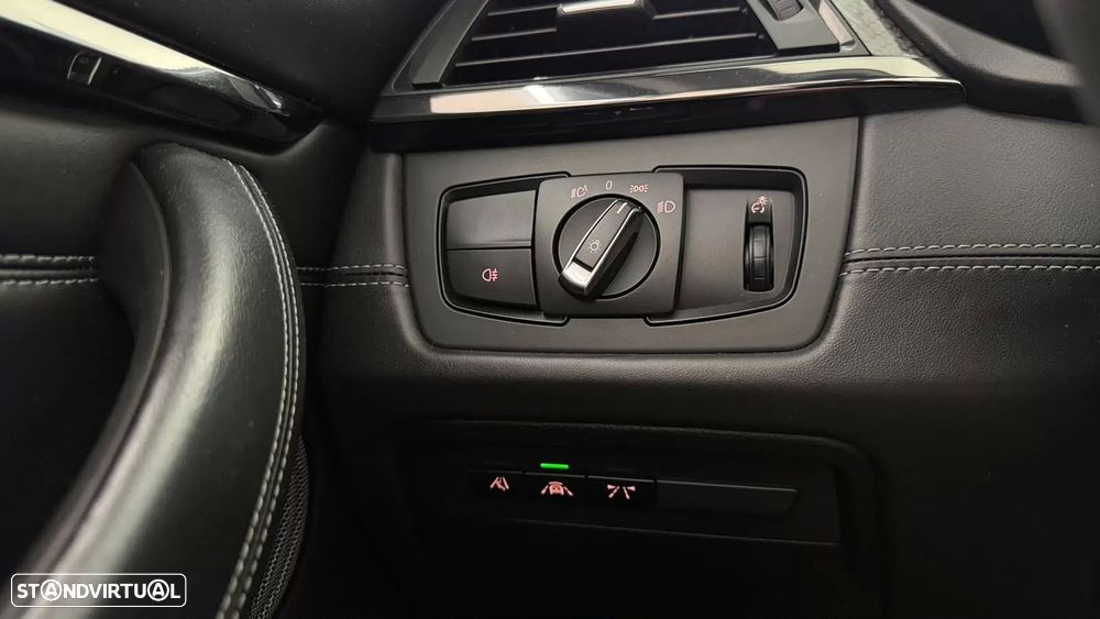 BMW M4 Auto - 32