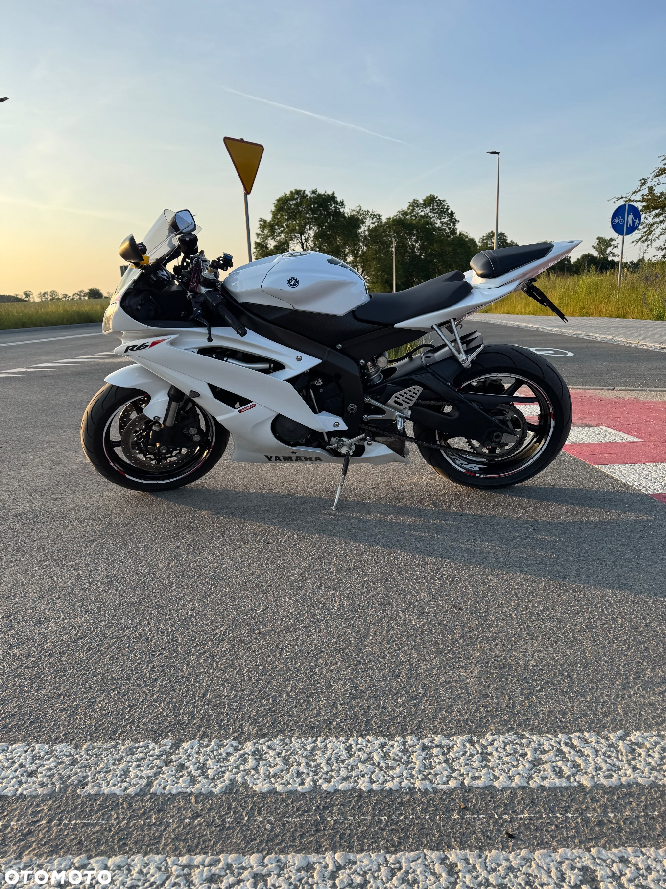 Yamaha R6 - 3