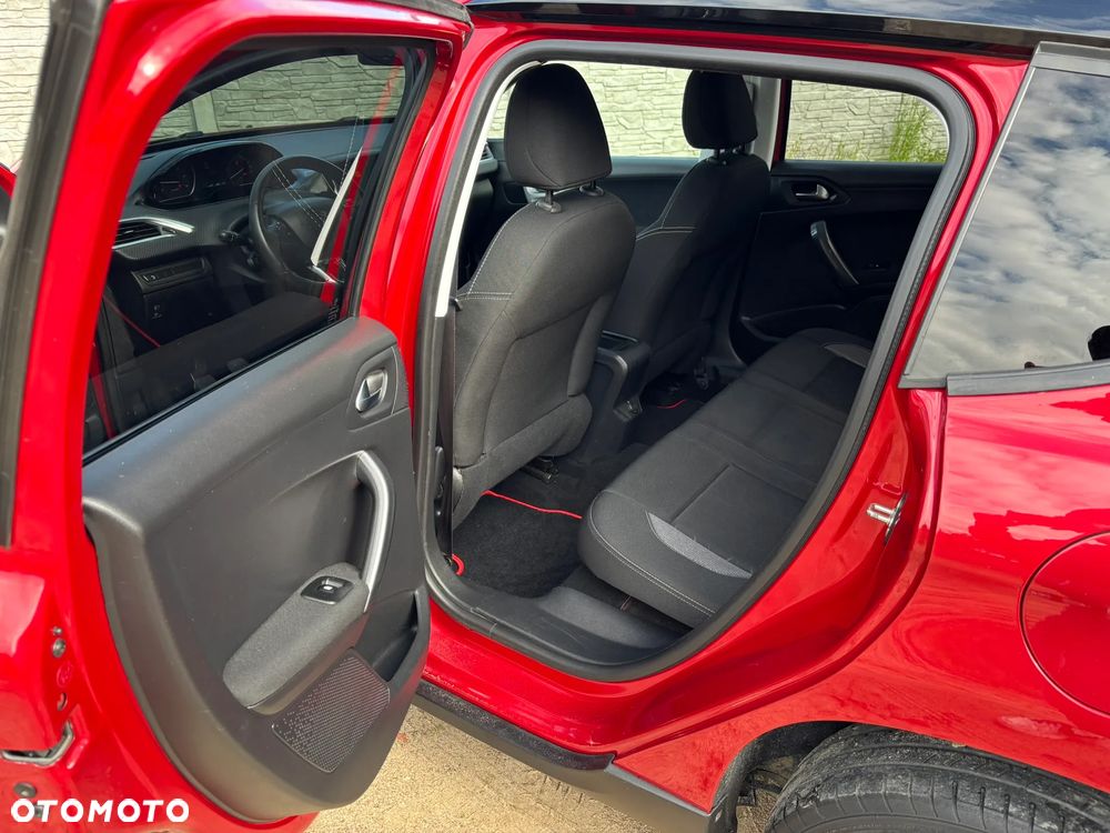 Peugeot 2008 - 6