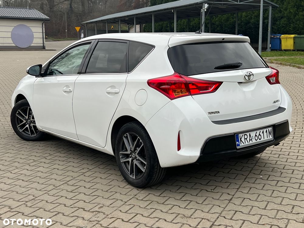 Toyota Auris 1.4 D-4D Life+ - 27