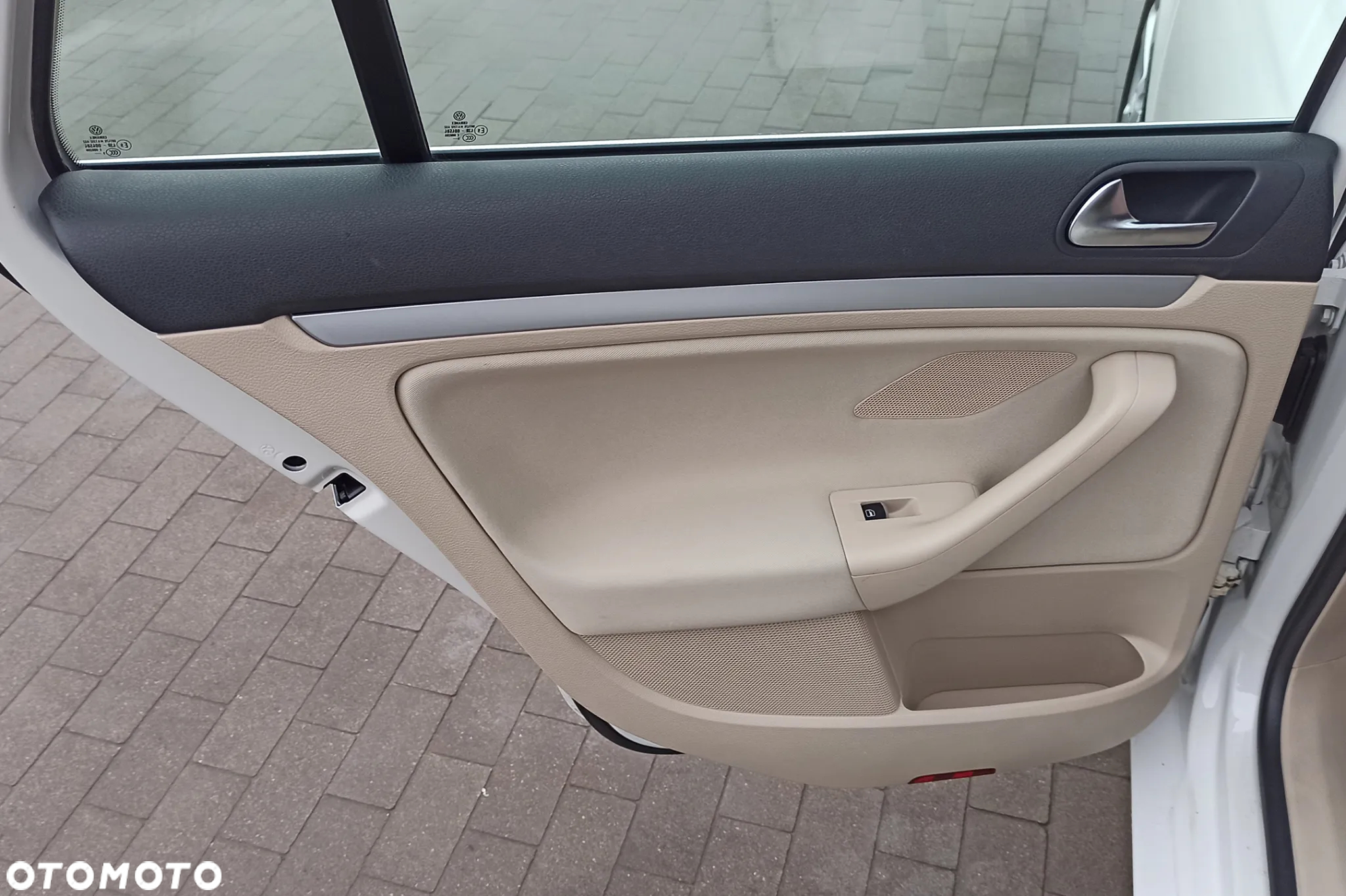 Volkswagen Golf - 30