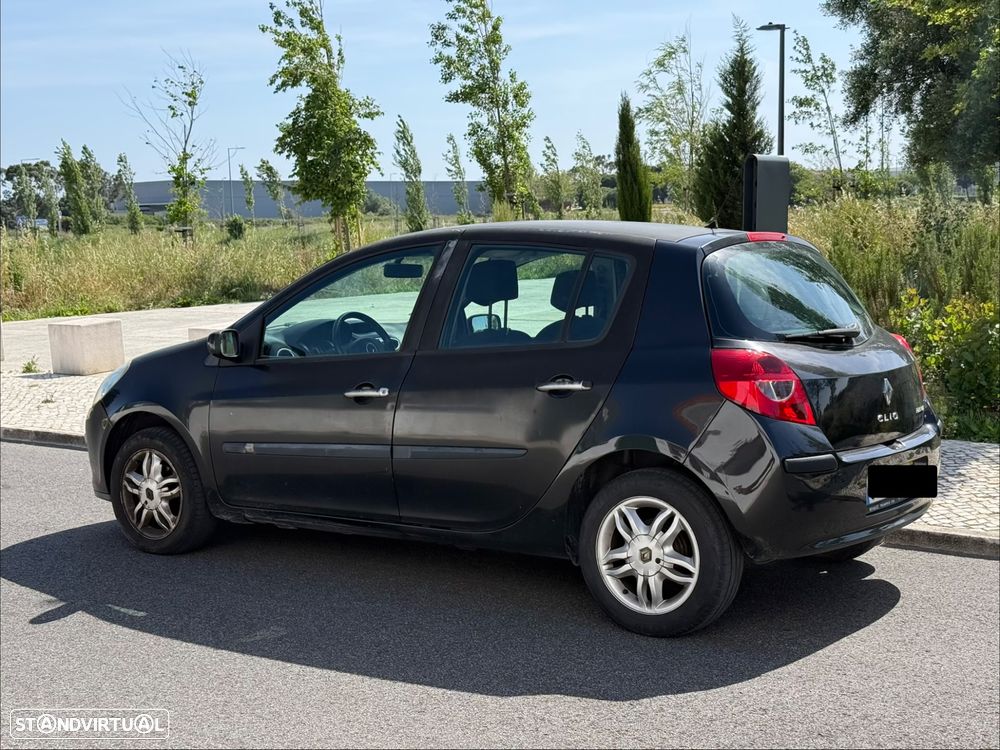 Renault Clio 1.2 16V Luxe - 6