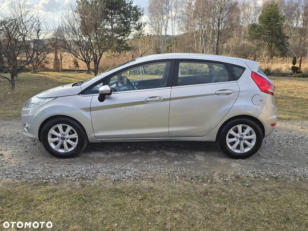 Ford Fiesta 1.4 Titanium - 12