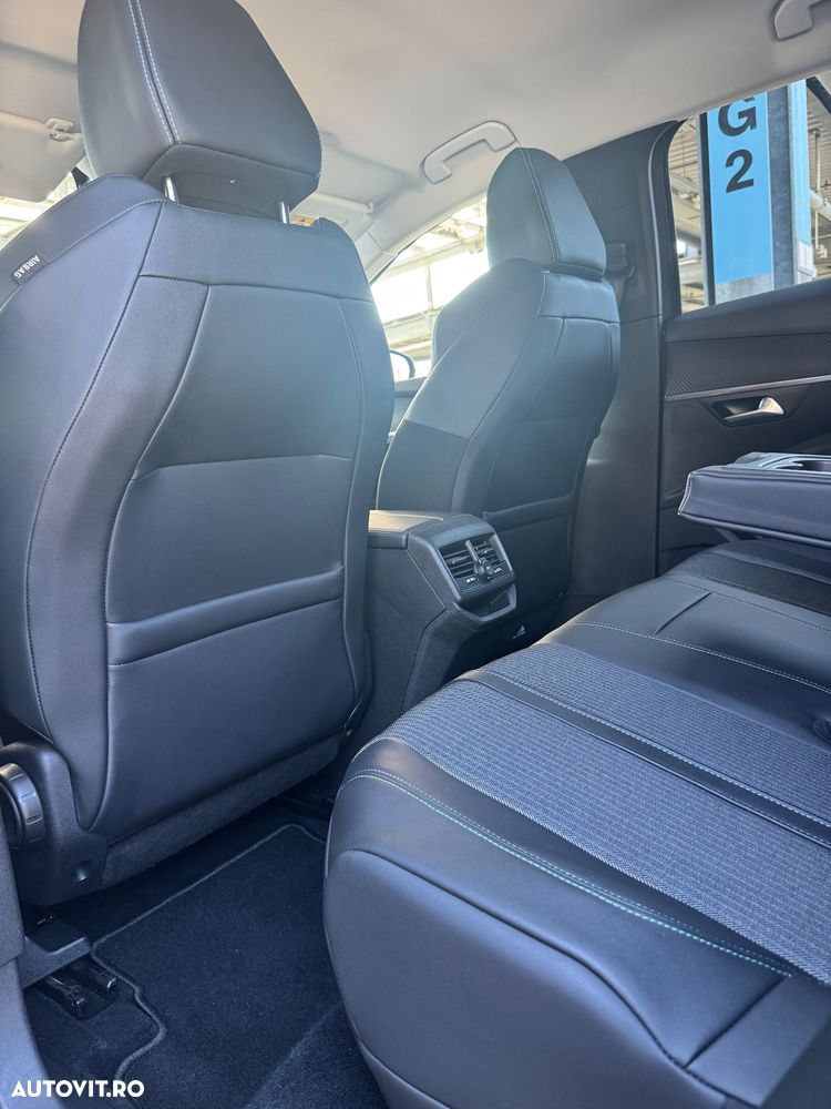 Peugeot 3008 Plug-In Hybrid 225 e-EAT8 Allure Pack - 17