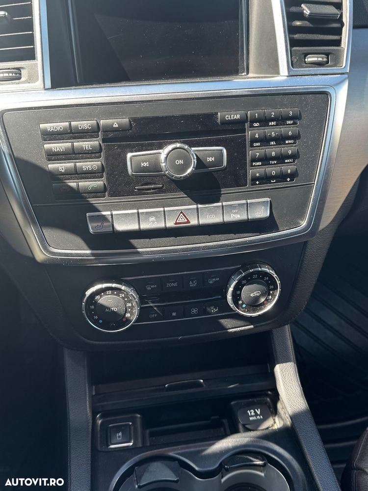 Mercedes-Benz ML - 24