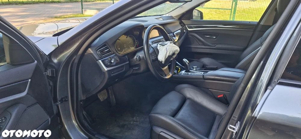 BMW Seria 5 530d xDrive Sport-Aut Luxury Line - 10
