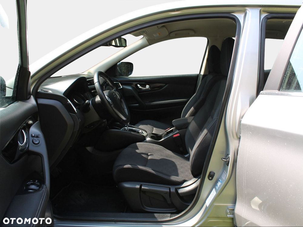 Nissan Qashqai 1.2 DIG-T N-Vision Xtronic EU6 - 9