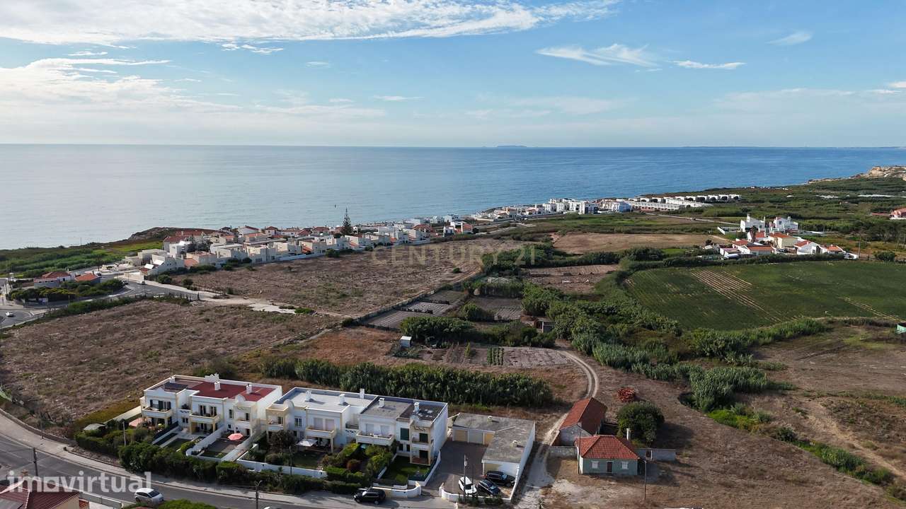 Moradia T4 Térrea em Vale de Janelas, Santa Cruz – Espaço, Privacidade - Grande imagem: 4/24