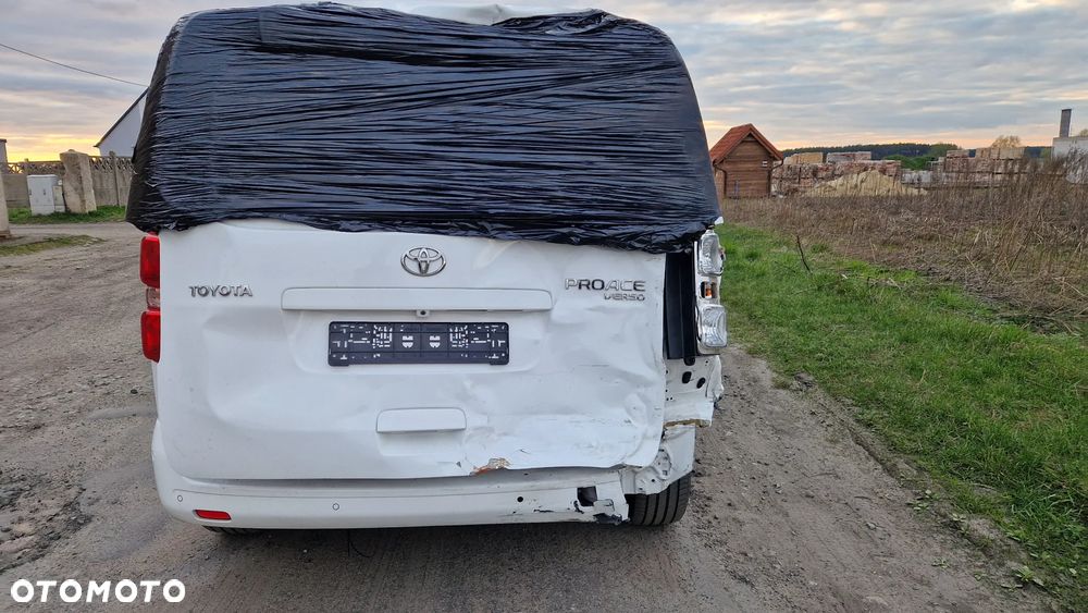 Toyota Proace Verso 2,0-l-D-4D L2 (8-Si.) Autm Team Deutschland - 9