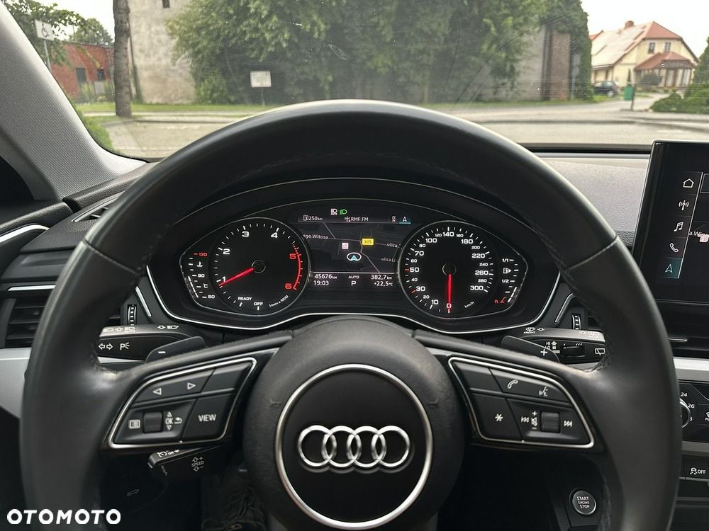 Audi A4 Avant - 16