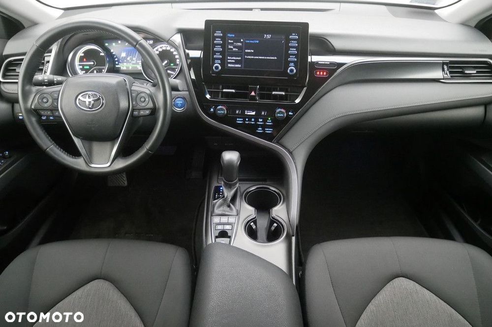 Toyota Camry 2.5 Hybrid Comfort CVT - 8