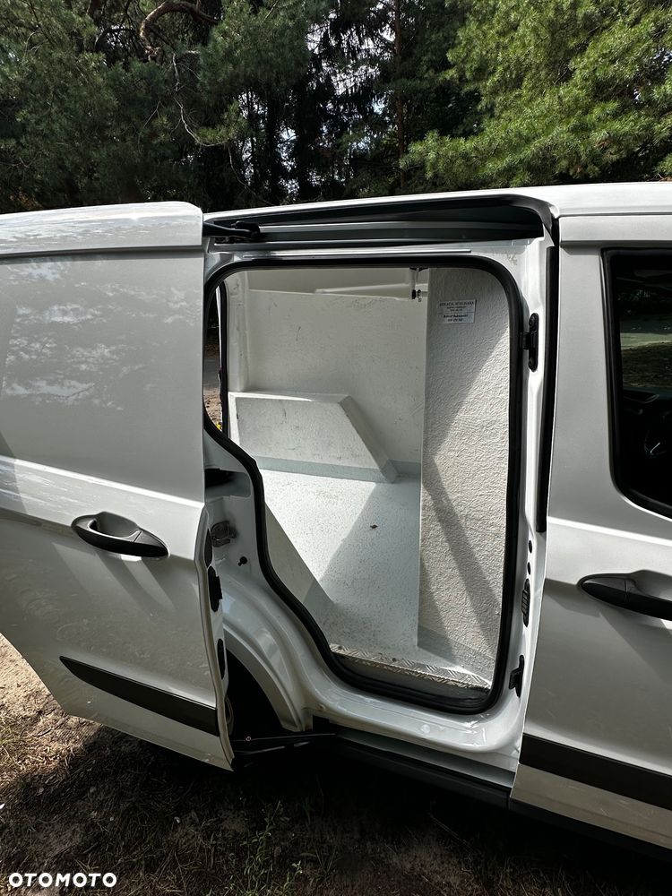 Ford Transit courier - 22