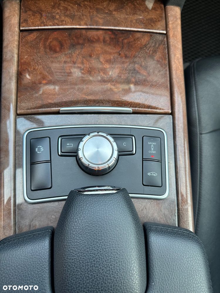 Mercedes-Benz Klasa E 250 CGI BlueEFFICIENCY 7G-TRONIC Elegance - 7
