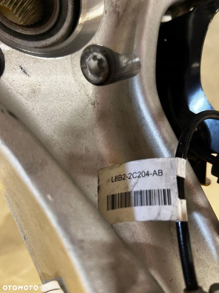 ZWROTNICA PIASTA CZUJNIK ABS PRZÓD PRAWY LAND ROVER DEFENDER II L663 - 11