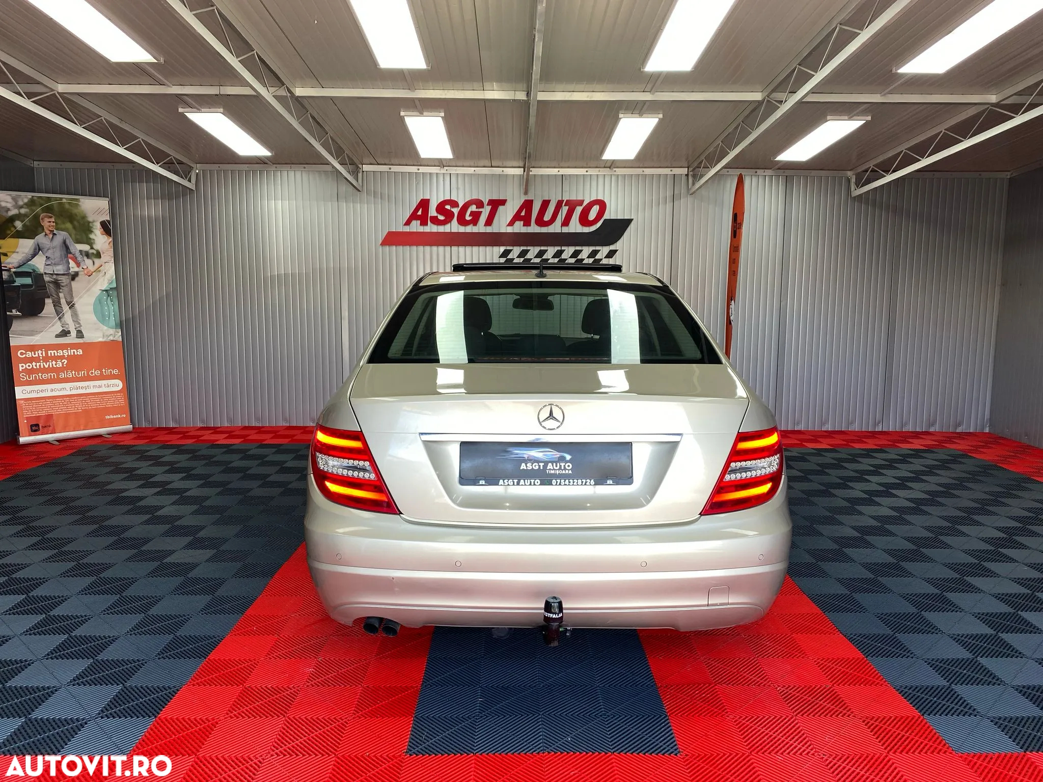Mercedes-Benz C - 7
