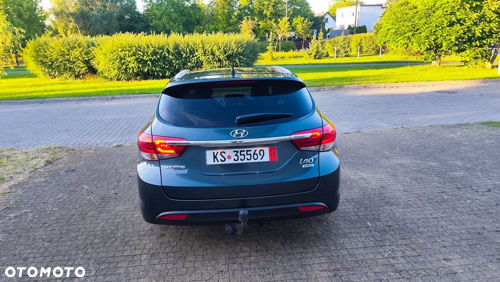 Hyundai i40 Kombi 1.7 CRDi Premium - 41