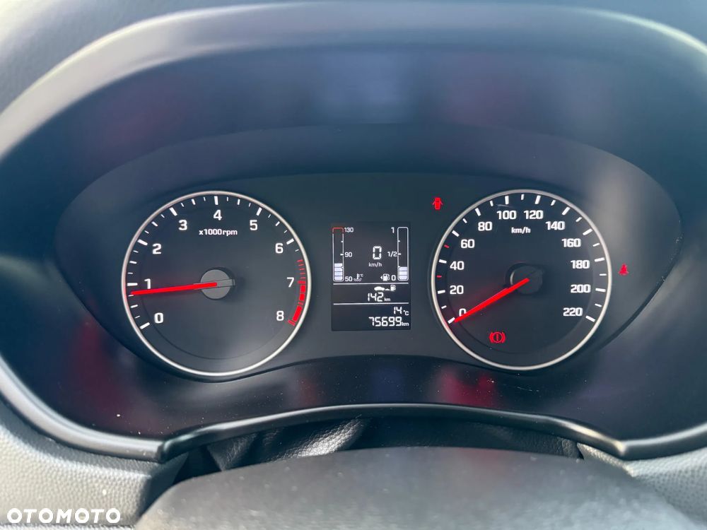 Hyundai i20 blue 1.2 Select - 19