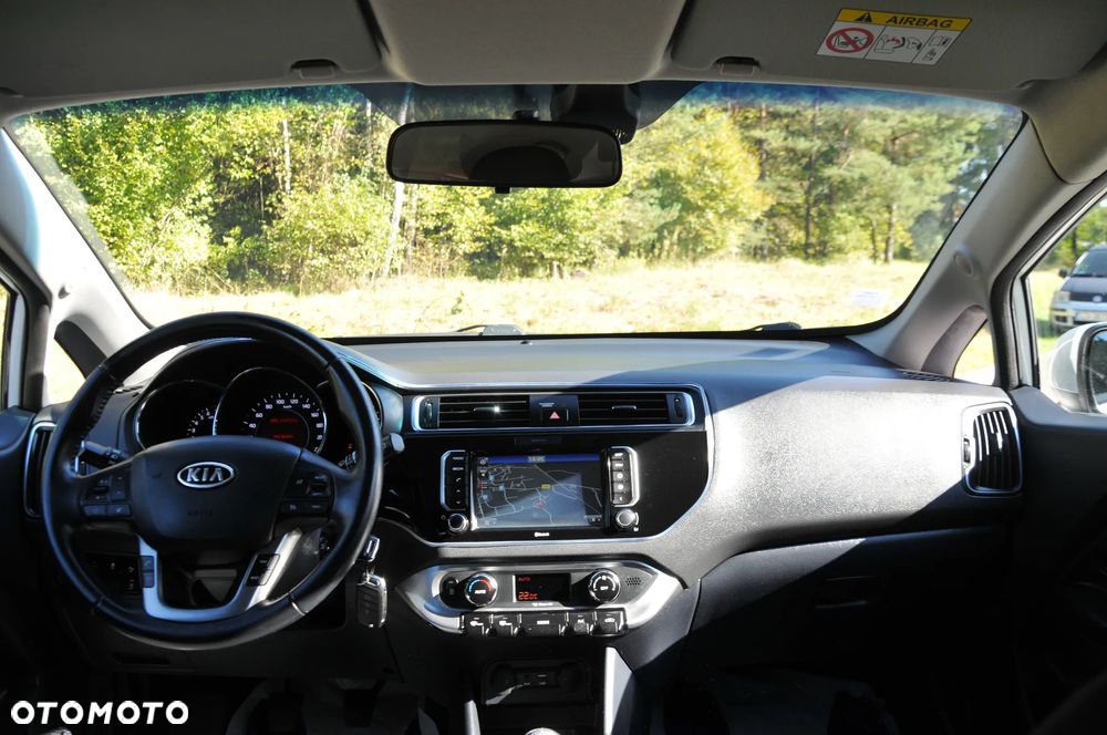 Kia Rio 1.2 Business Line - 24