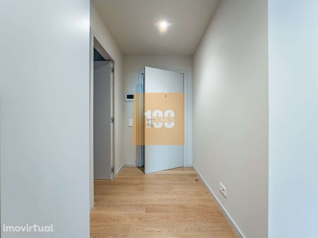 T4 novo com varanda - The Yard - Grande imagem: 2/17