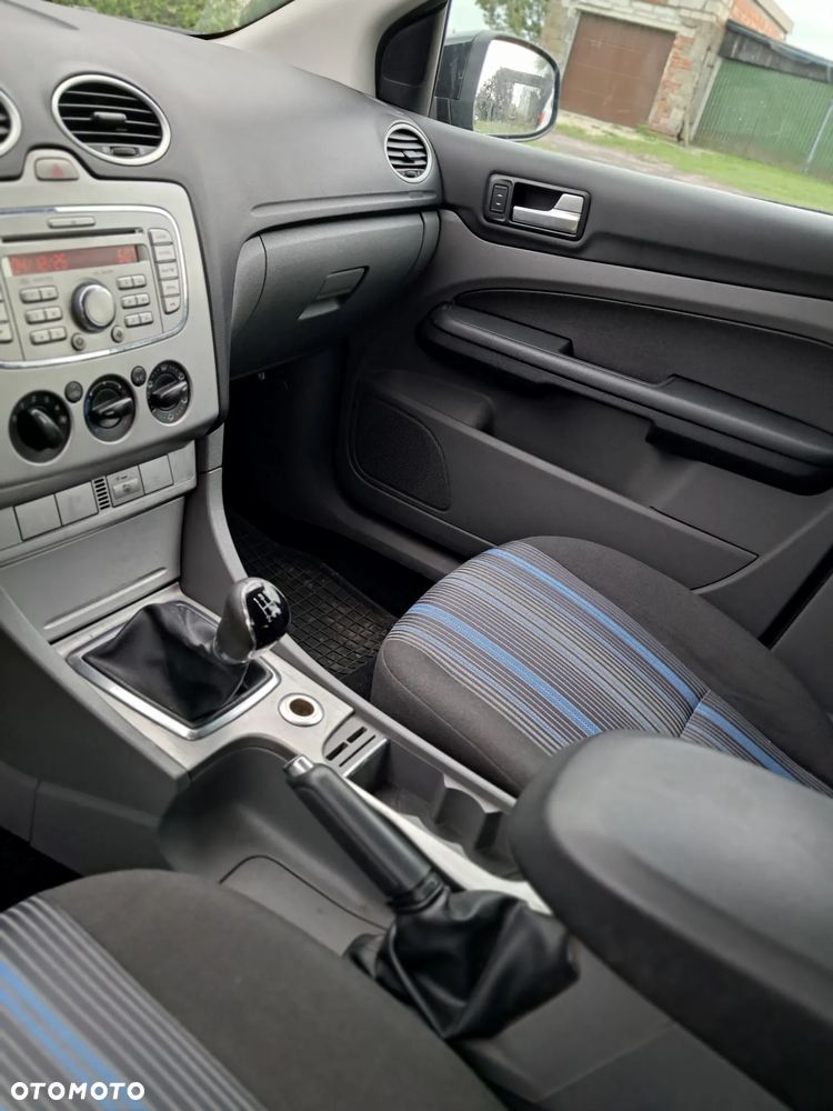Ford Focus 1.6 TDCi Ambiente - 7