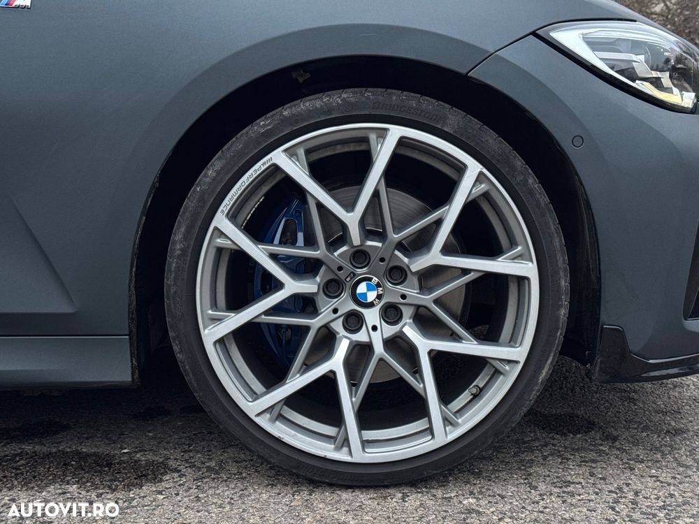 BMW Seria 3 330i AT - 11