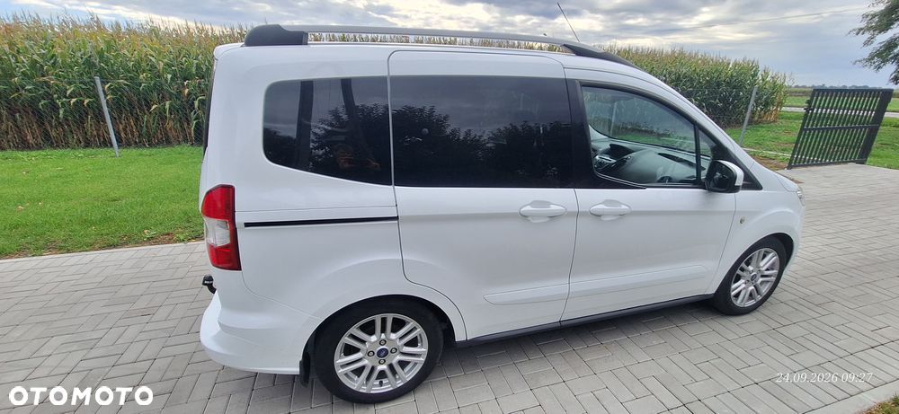 Ford Tourneo Courier - 3