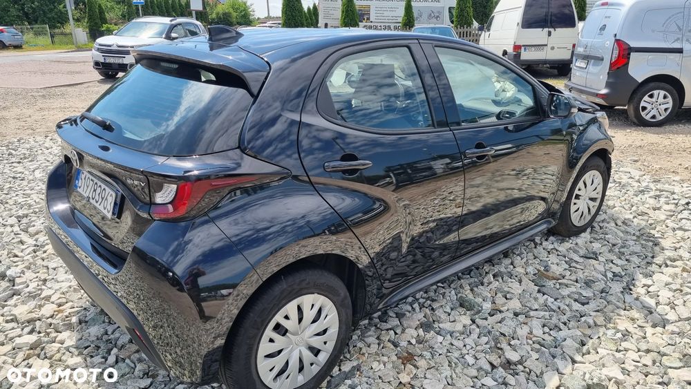 Toyota Yaris - 13