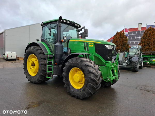 John Deere 6250R