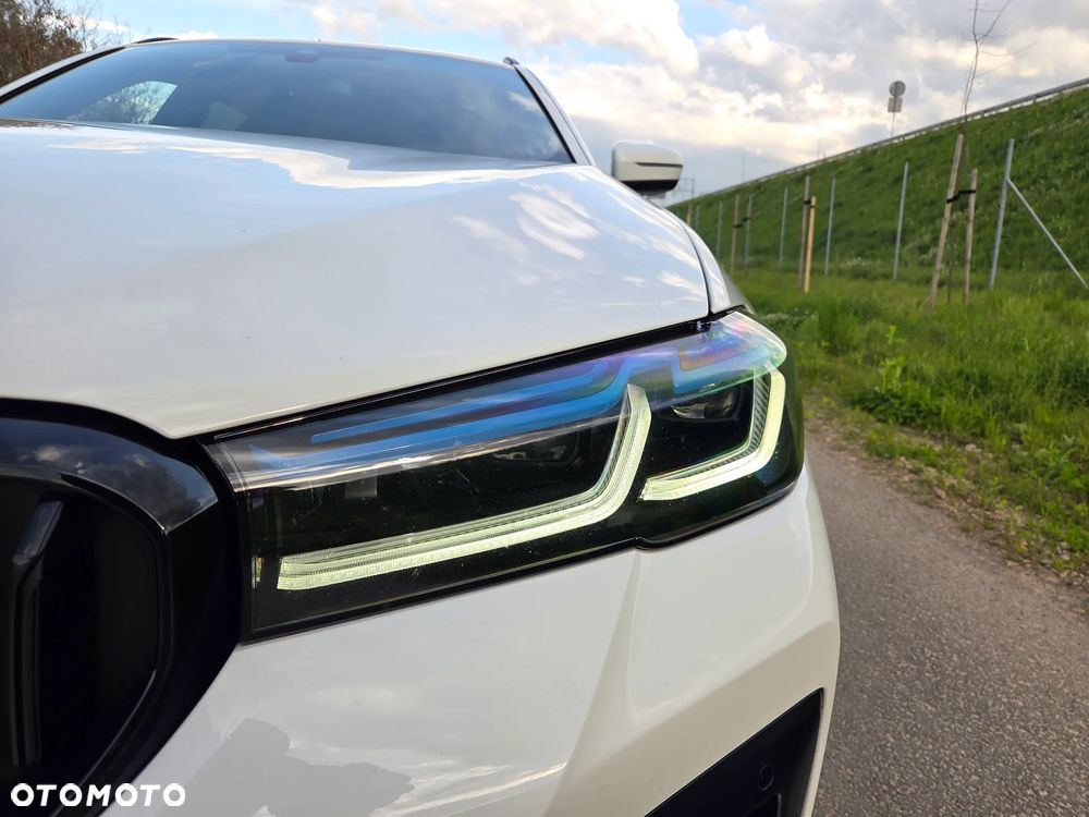 BMW Seria 5 540d xDrive mHEV M Sport sport - 7
