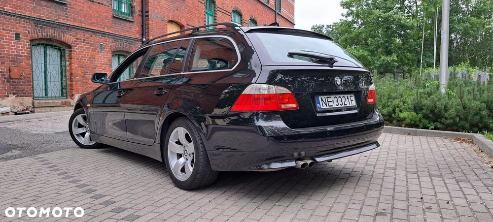 BMW Seria 5 525i - 7