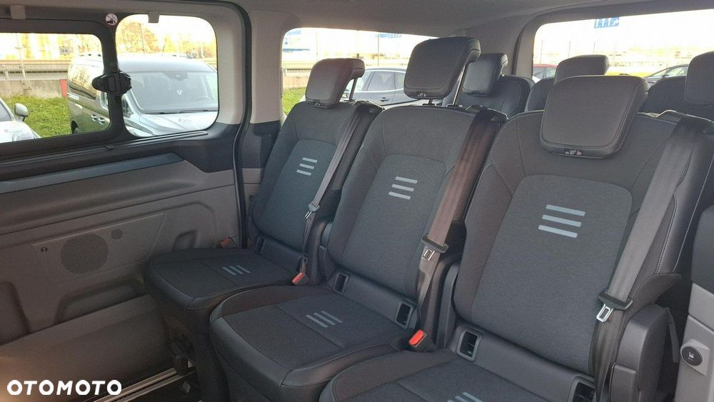 Ford Tourneo Custom - 7