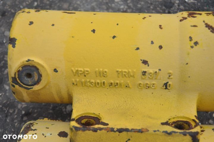 SIŁOWNIK HYDRAULICZNY KOMATSU PW 75R 95 - 3