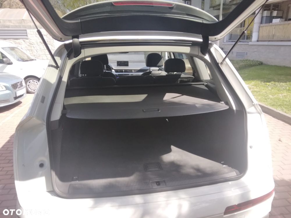 Audi Q7 - 10