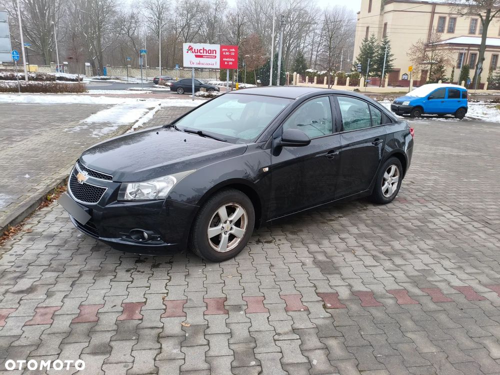 Chevrolet Cruze 1.6 - 3