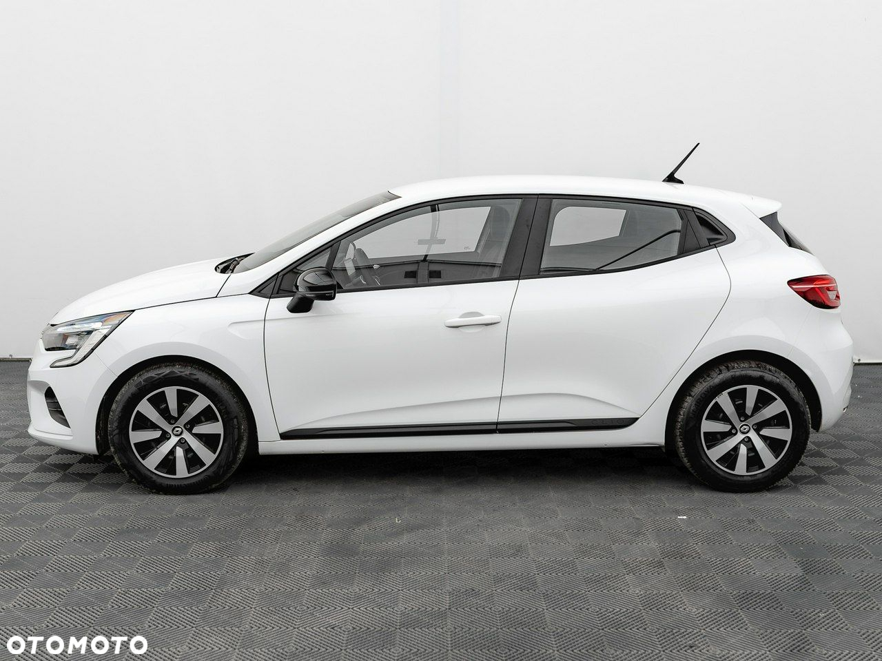 Renault Clio 1.0 TCe Equilibre - 10