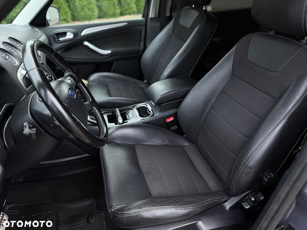 Ford S-Max 2.0 TDCi DPF Titanium - 12