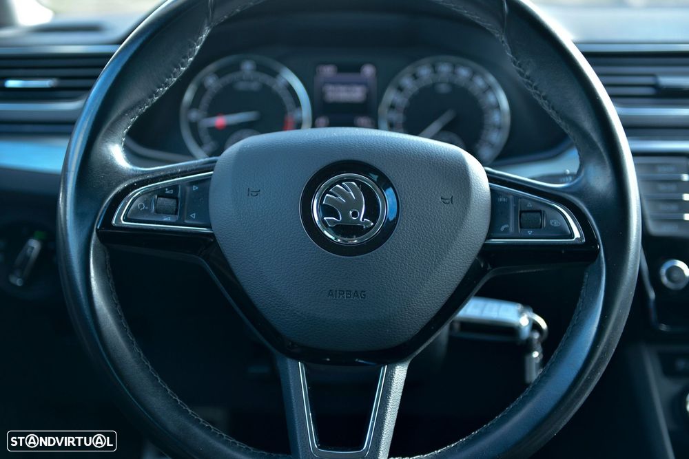 Skoda Superb Break 1.6 TDI Style - 21