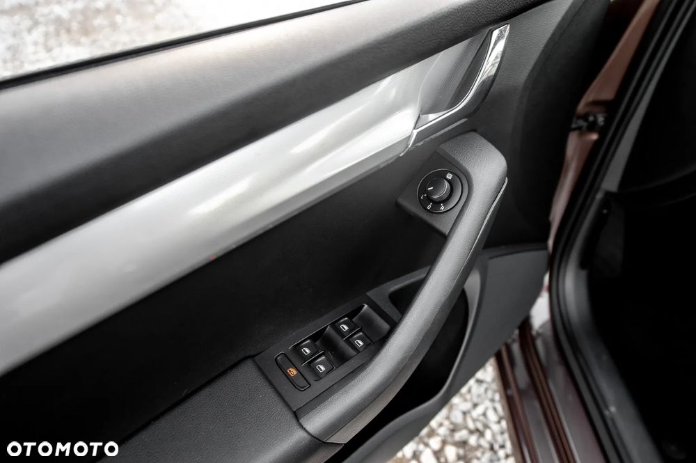 Skoda Octavia 2.0 TDI 4x4 Elegance DSG - 18