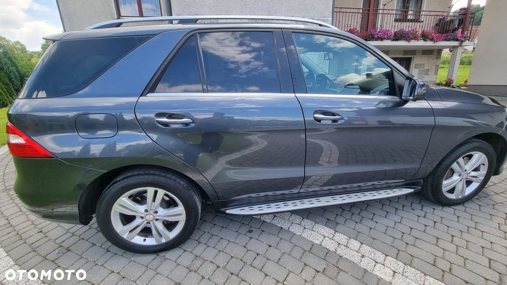 Mercedes-Benz ML - 4