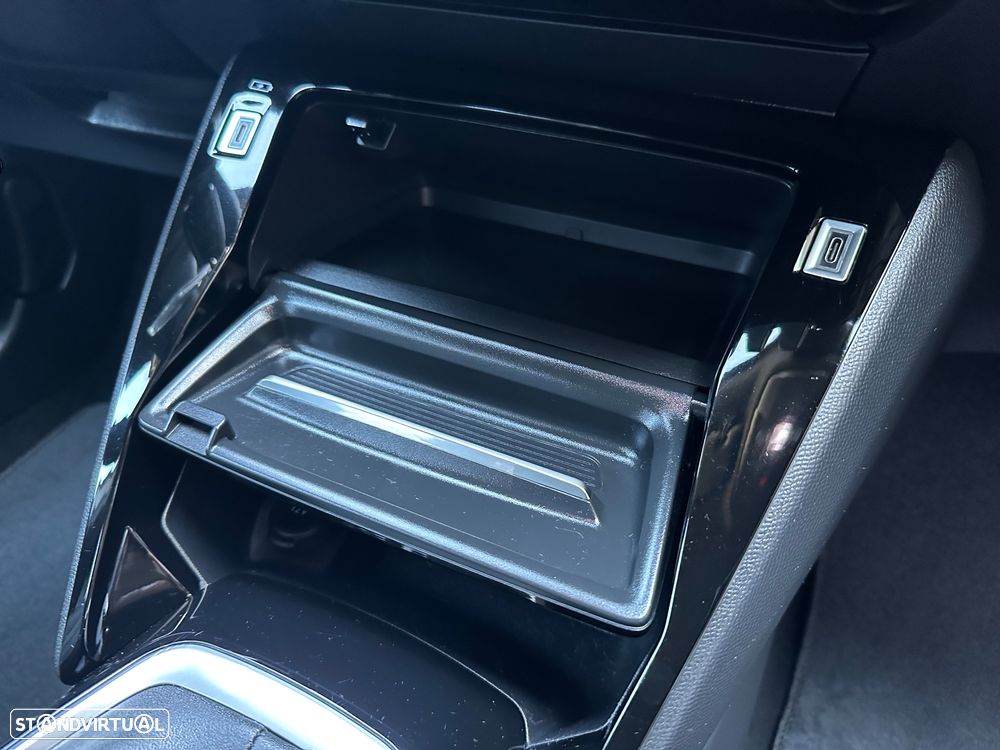 Peugeot 2008 1.2 PureTech Allure - 15