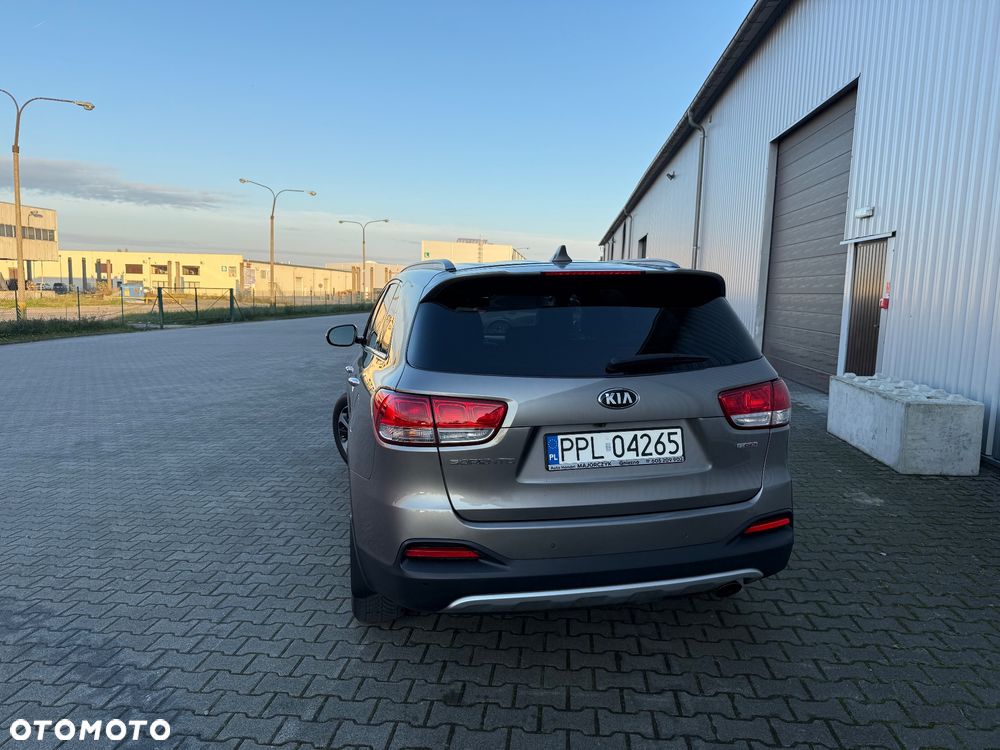 Kia Sorento - 11