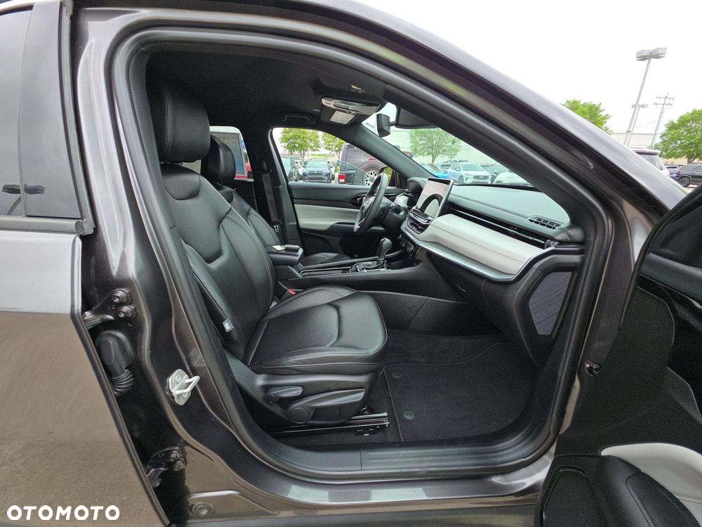 Jeep Compass - 15