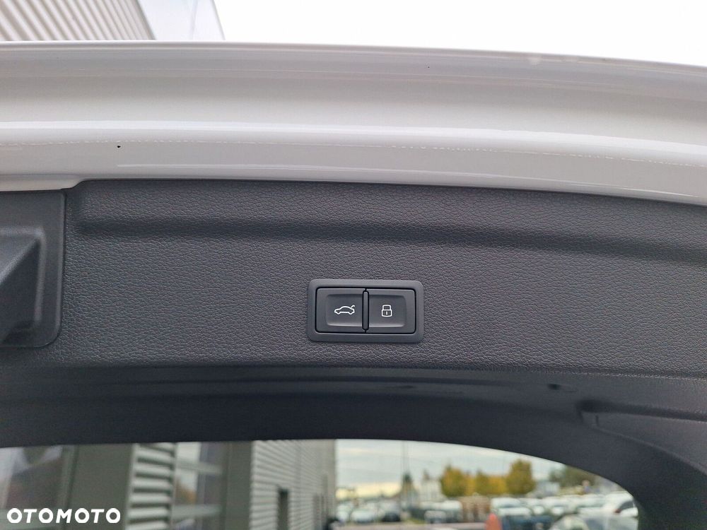 Audi Q3 Sportback 45 TFSI Quattro S-Line S tronic - 32