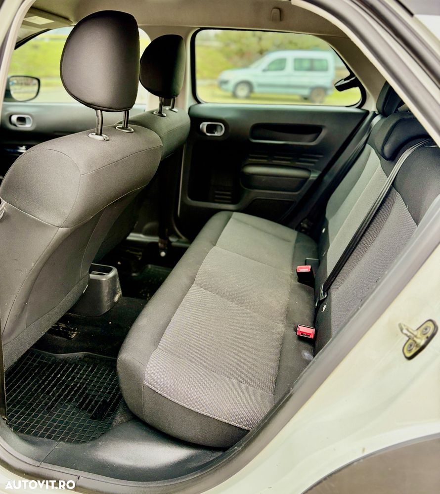 Citroën C4 Cactus - 23