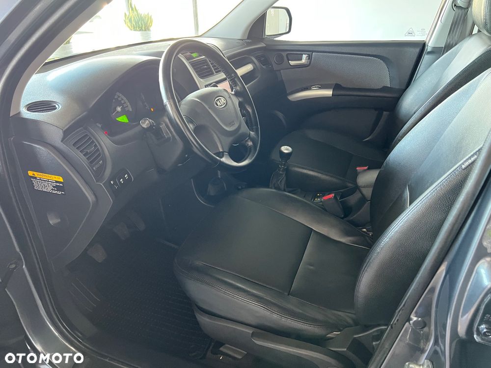 Kia Sportage - 10