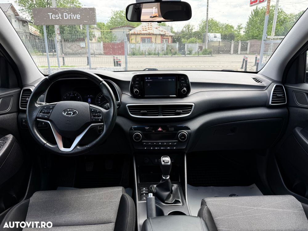 Hyundai Tucson 1.6 GDI 2WD 6MT Style - 11